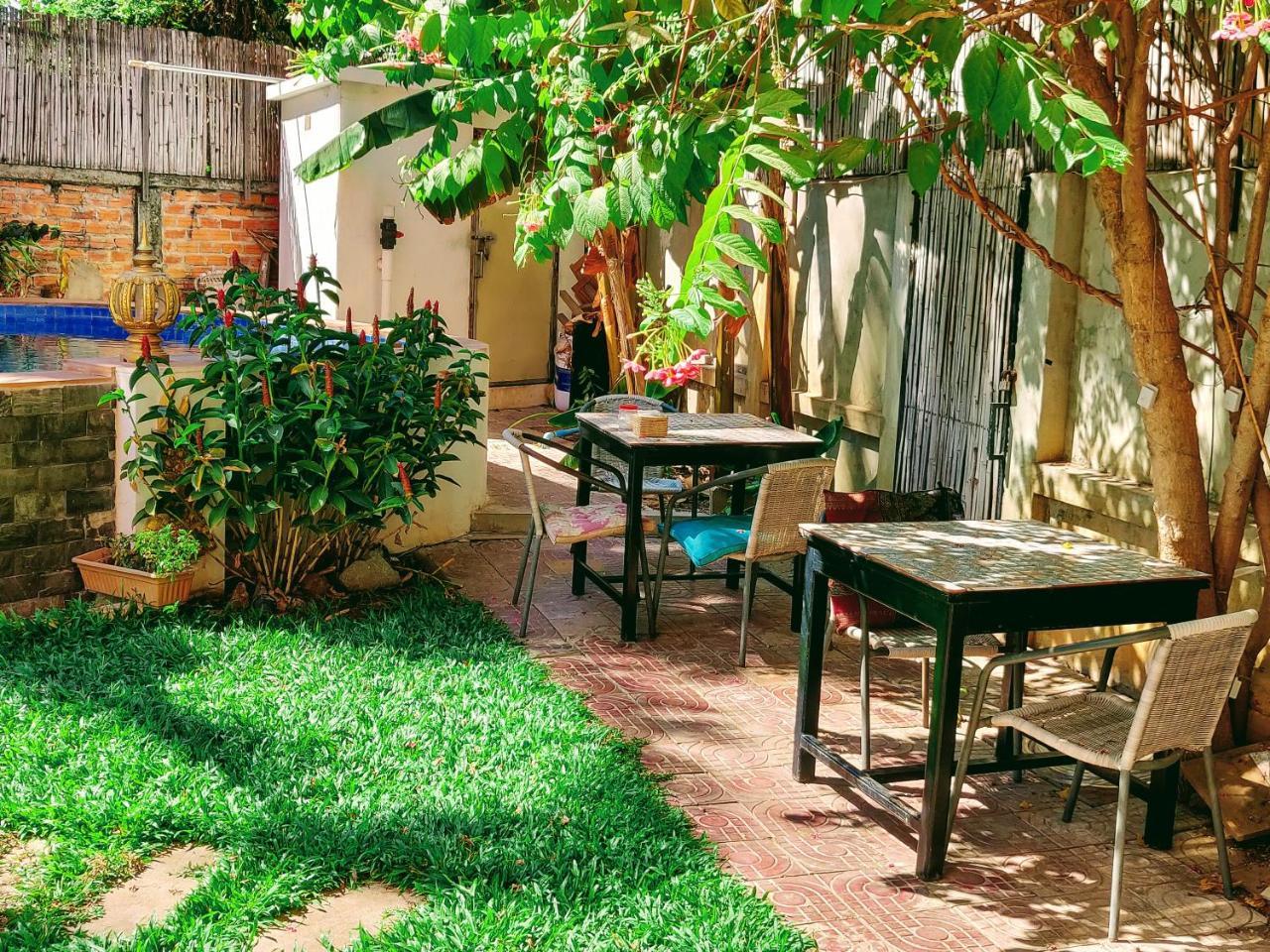 The Cashew Nut Villas Siem Reap Exterior foto